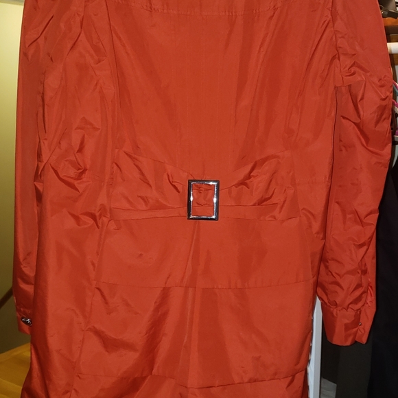 Red Spring Jacket - Picture 4 of 5
